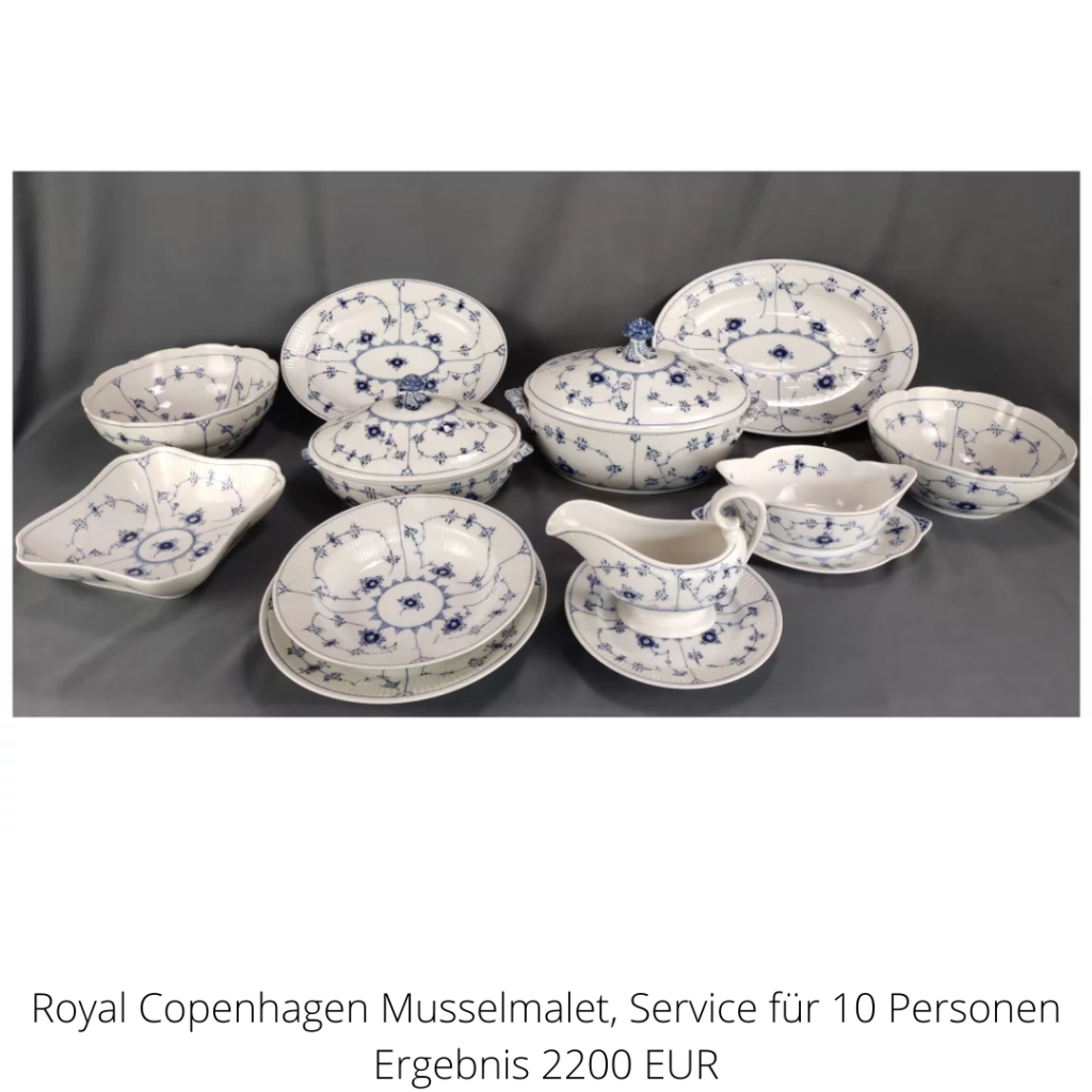 Umfangreiches Speiseservice der Marke Royal Copenhagen, Musselmalet, bestehend aus 10 Tellern.
Ein Highlight aus der Rubrik Porzellan.