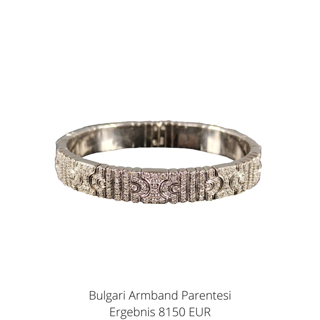 Bulgari-Armreif, "Parentesi", modulares Design, dekoriert mit 160 Diamanten im Brillantschliff, signiert Bulgari, 750/18K Weißgold. Ein Highlight unserer vergangenen Auktion aus der Rubrik Schmuck.